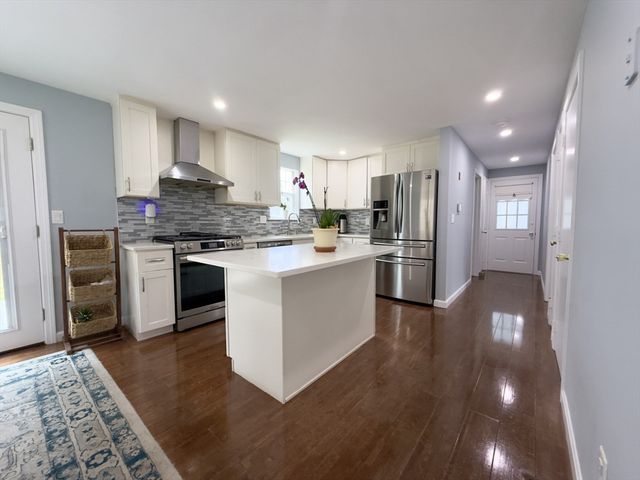184 Whitehall Way, Barnstable, MA 02601