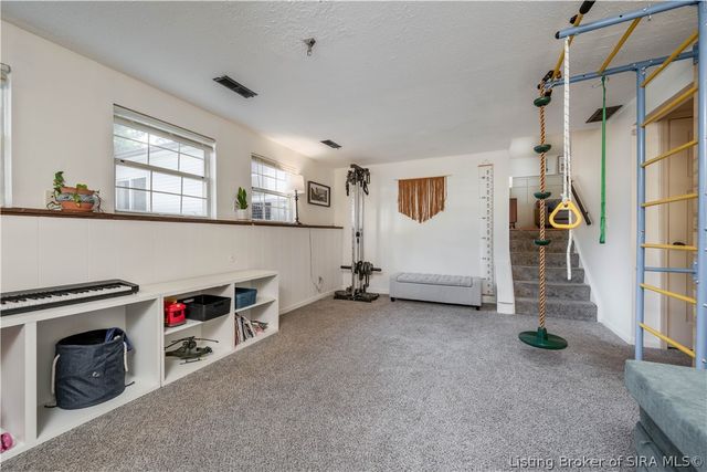 316 Mary Drive, New Albany, IN 47150