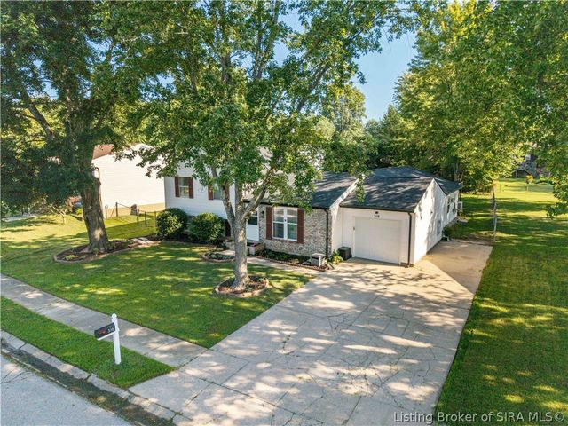 316 Mary Drive, New Albany, IN 47150