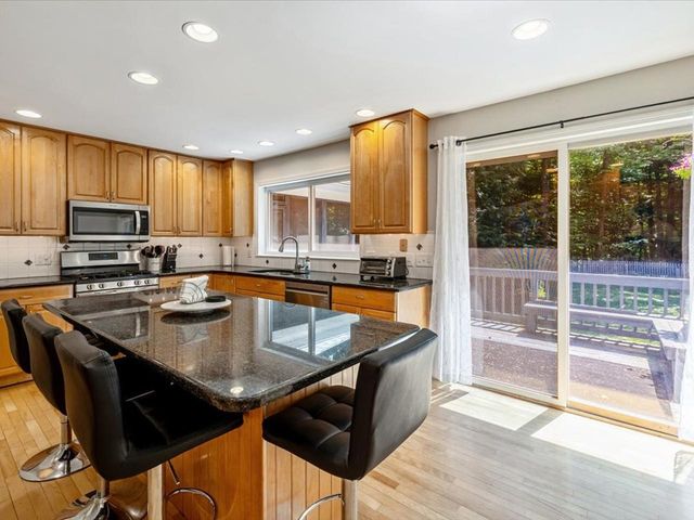 20 Hagan Drive, Essex, VT 05452