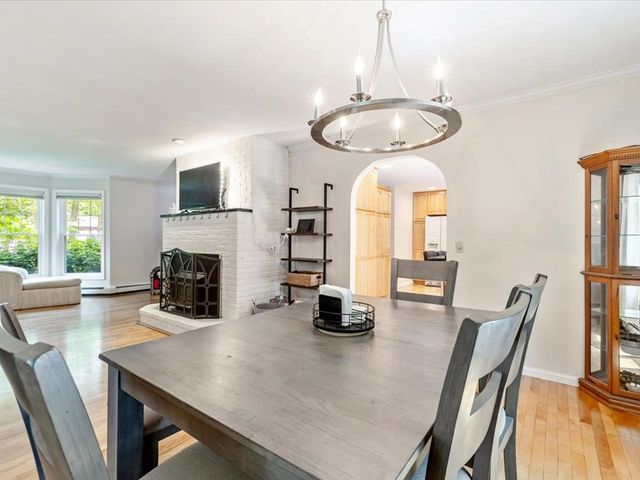 20 Hagan Drive, Essex, VT 05452
