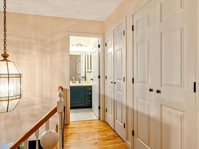20 Hagan Drive, Essex, VT 05452