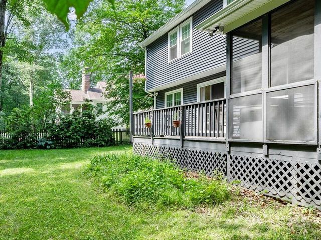 20 Hagan Drive, Essex, VT 05452
