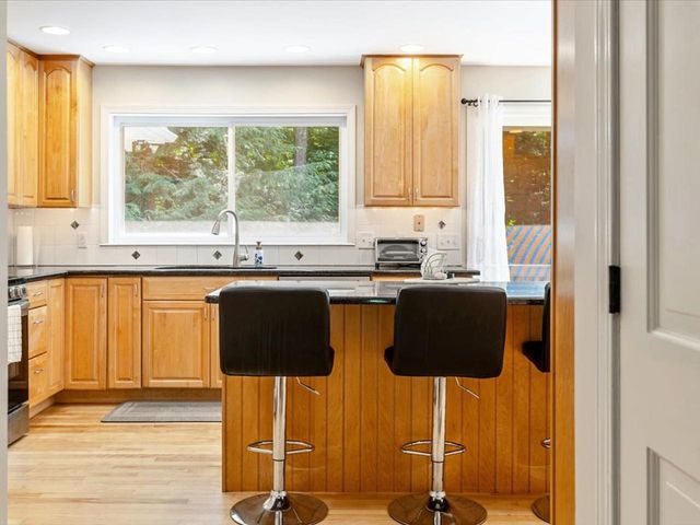 20 Hagan Drive, Essex, VT 05452