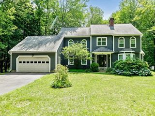 20 Hagan Drive, Essex, VT 05452
