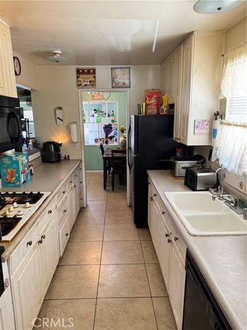 45529 Sancroft Avenue, Lancaster, CA 93535