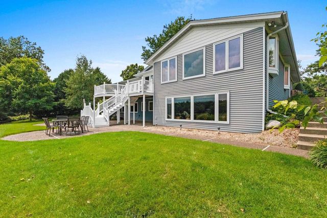 2057 LOST DAUPHIN ROAD, De Pere, WI 54115