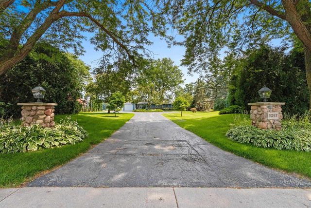 2057 LOST DAUPHIN ROAD, De Pere, WI 54115