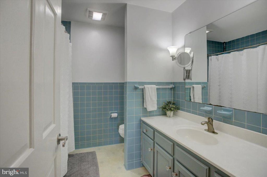 Image 15 of property listing at 16829 STERLING RD, Williamsport, MD 21795