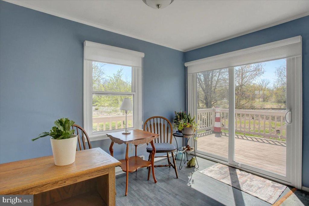 Image 9 of property listing at 16829 STERLING RD, Williamsport, MD 21795