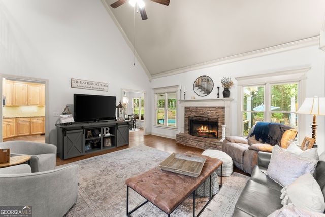 2024 Democracy Drive, Buford, GA 30519
