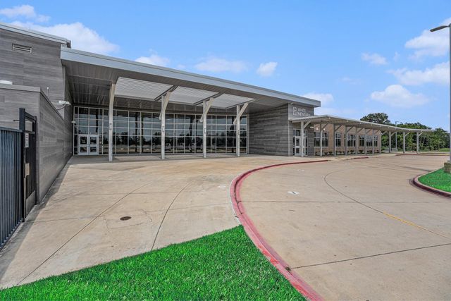 602 Crestwood Drive, El Lago, TX 77586