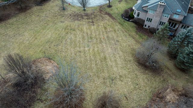 7 Lydia Court, South Elgin, IL 60177