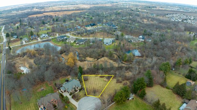 7 Lydia Court, South Elgin, IL 60177