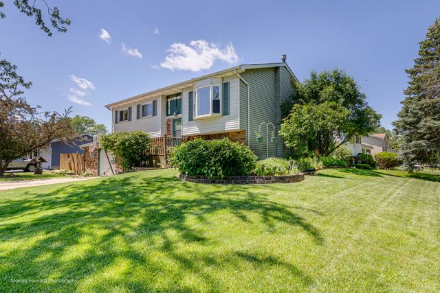 161 Olympic Drive, Bolingbrook, IL 60440