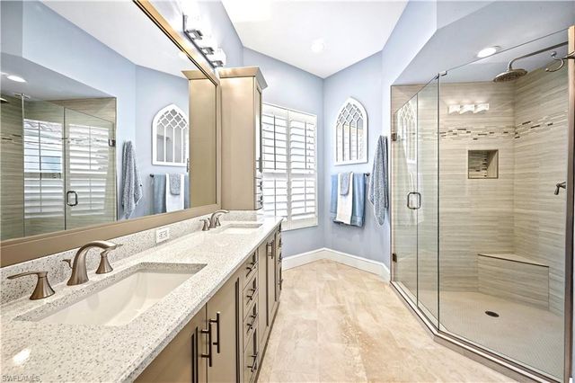 3321 Riviera Lakes CT, Bonita Springs, FL 34134