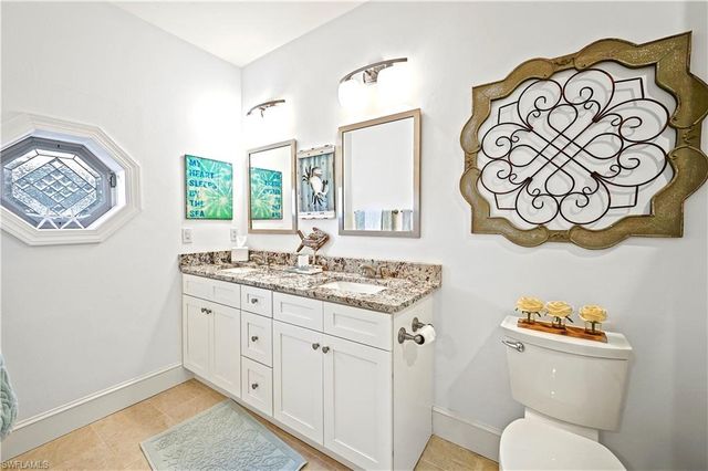 3321 Riviera Lakes CT, Bonita Springs, FL 34134