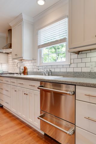 105 Trout Valley Dr, Hendersonville, TN 37075