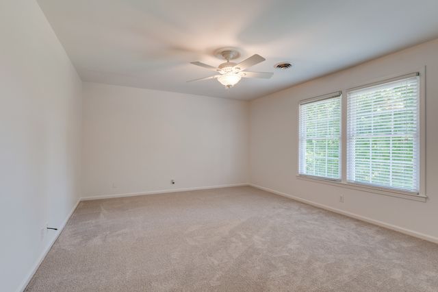 105 Trout Valley Dr, Hendersonville, TN 37075