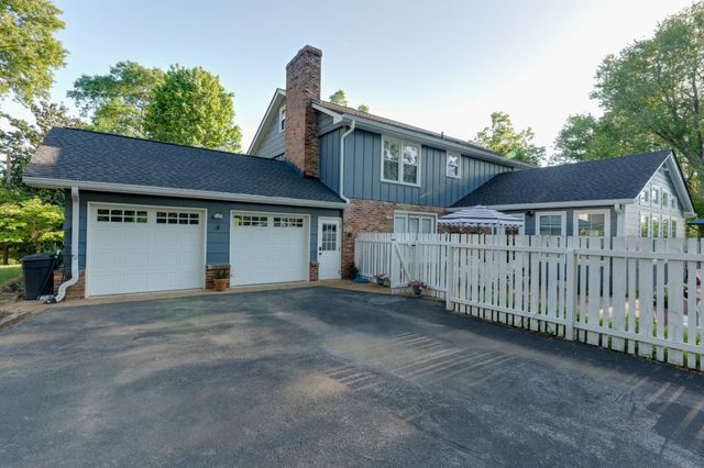 105 Trout Valley Dr, Hendersonville, TN 37075