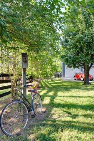 105 Trout Valley Dr, Hendersonville, TN 37075