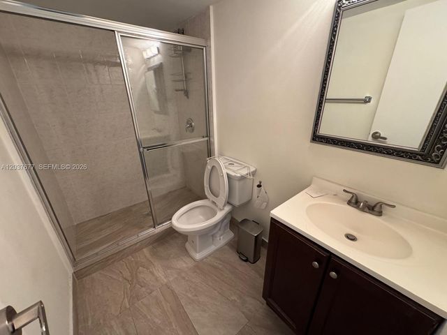 800 Parkview Dr 1018, Hallandale Beach, FL 33009
