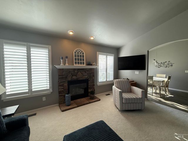 323 Arrowhead Path, Twin Falls, ID 83301