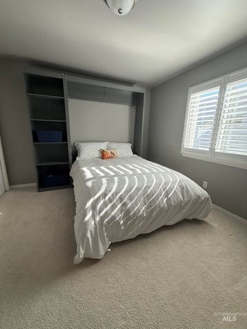 323 Arrowhead Path, Twin Falls, ID 83301