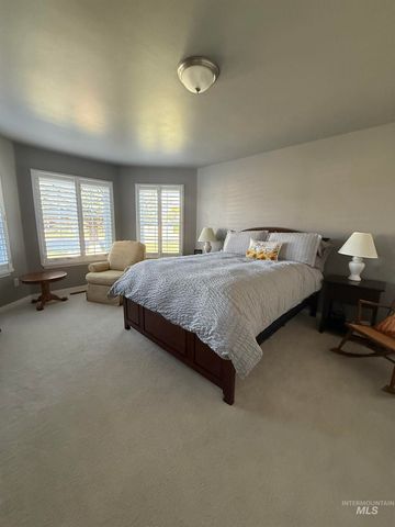 323 Arrowhead Path, Twin Falls, ID 83301