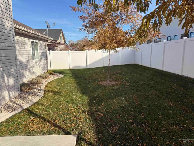 323 Arrowhead Path, Twin Falls, ID 83301