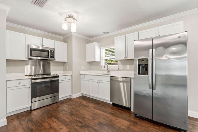 65 Junior Drive, Shalimar, FL 32579
