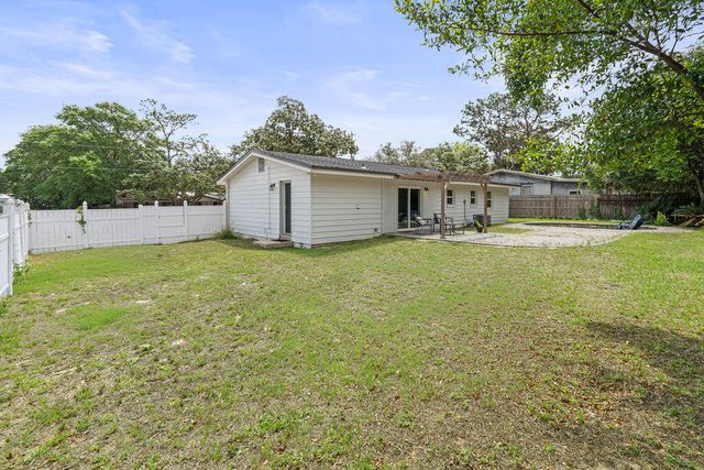 65 Junior Drive, Shalimar, FL 32579