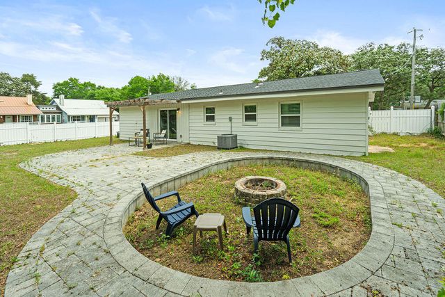 65 Junior Drive, Shalimar, FL 32579