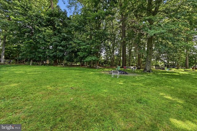 802 LITTLE SHILOH RD, West Chester, PA 19382