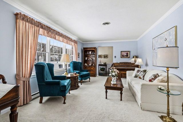 1709 Hacienda Drive, Stevensville, MI 49127