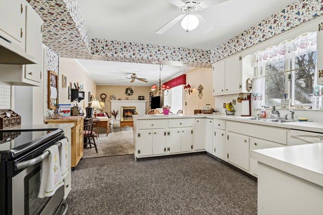 1709 Hacienda Drive, Stevensville, MI 49127