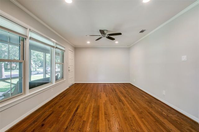 9208 San Fernando Way, Dallas, TX 75218