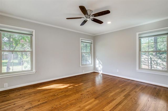 9208 San Fernando Way, Dallas, TX 75218