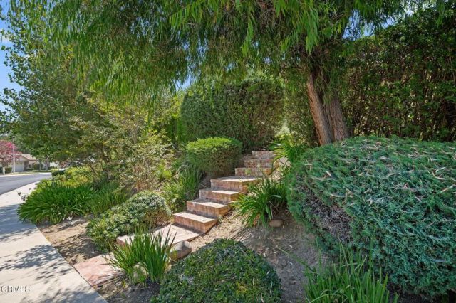6948 Luther Circle, Moorpark, CA 93021