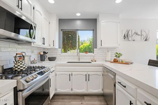 6948 Luther Circle, Moorpark, CA 93021