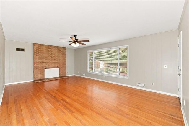 1405 N McCoy Street, Independence, MO 64050
