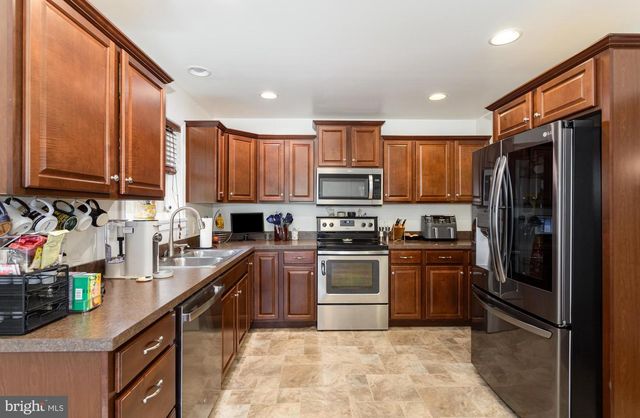 213 CROWN COURT, Waynesboro, PA 17268