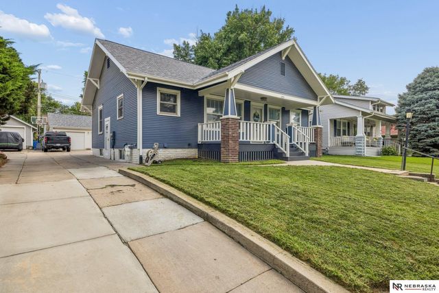 2955 Ryons Street, Lincoln, NE 68502