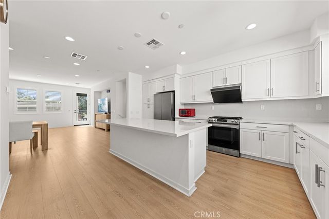 207 Colby Circle, Claremont, CA 91711