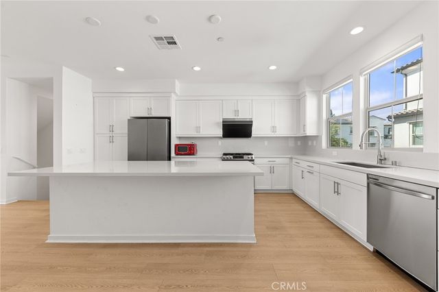 207 Colby Circle, Claremont, CA 91711