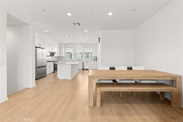 207 Colby Circle, Claremont, CA 91711