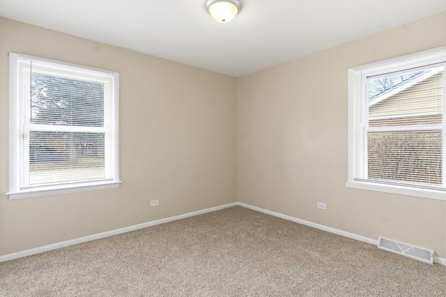 796 E 163rd Street, South Holland, IL 60473