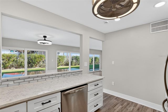 1401 GULF BOULEVARD 102, Clearwater, FL 33767