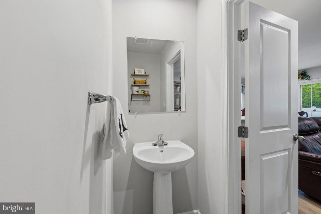 Image 19 of property listing at 23 TEATREE LN, Elkton, MD 21921