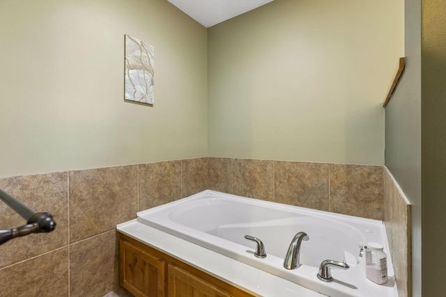 9249 Kaeding Avenue NE, Monticello, MN 55362